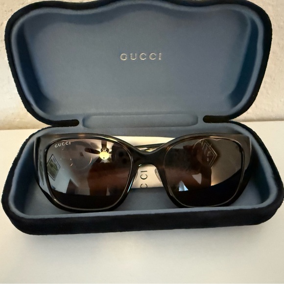 Gucci Women’s Sunglasses GG1912SA – Dark Tortoise Shell - Picture 2 of 6